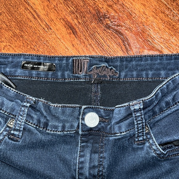 Kut from the Kloth Bootcut mid rise Jeans, Sz 8, EUC - Picture 3 of 5